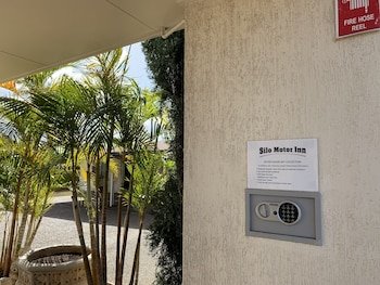 Silo Motor Inn