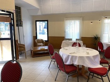 Hôtel Restaurant Le Tosny