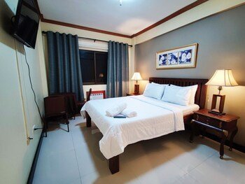 Spring Plaza Hotel