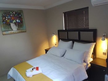 The Royal Prime Guest Lodge