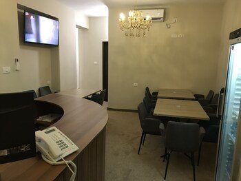 Eli Guest House