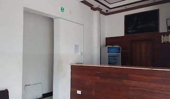 Solomon's Castle Hotel