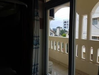 Solomon's Castle Hotel