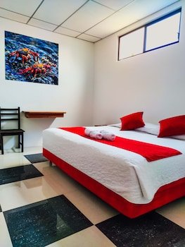 Gran Hostal Tintorera