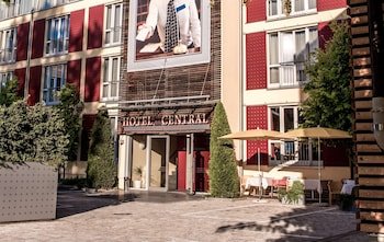 Hotel Central Regensburg CityCentre, Sure Hotel Collection by Best Western