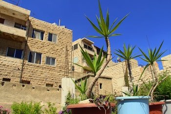 Shurooq Shams Hotel & Tours By Sunrise Hotel