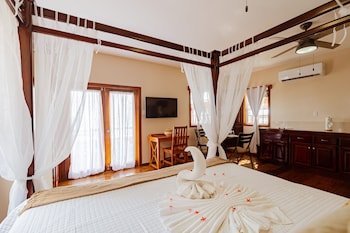 Hidden Jewel Boutique Hotel