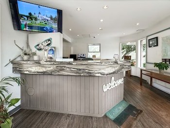 Sea Edge Motel
