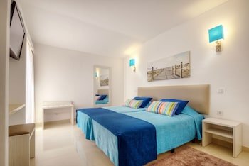 3HB Golden Beach