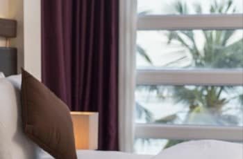 The White Harp Beach Hotel