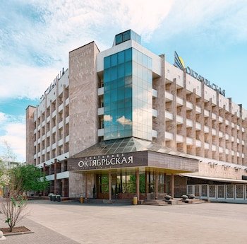 Hotel Oktyabrskaya