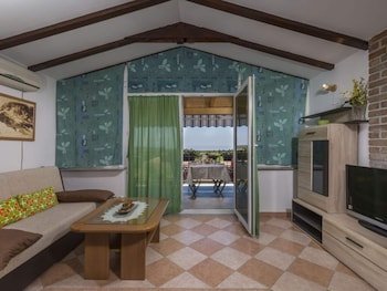 Villa Tina