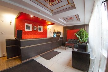 Hotel Red