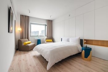 Stey 798 Art Zone Hotel