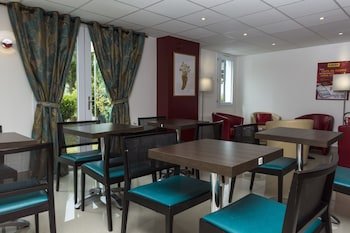 Hotel initial St-Quentin / Gauchy by balladins