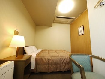 Hotel Route-Inn Takasakieki Nishiguchi