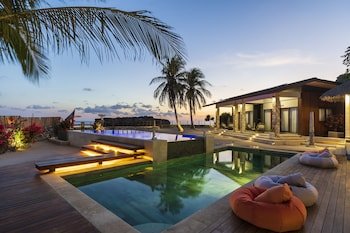 Manduna Resort