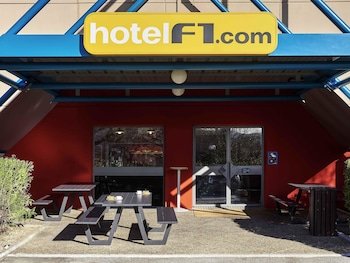 HotelF1 Geneve Ferney Airport