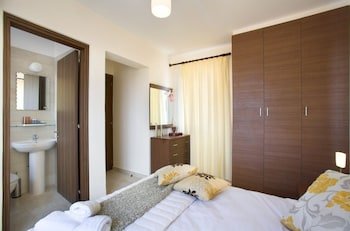 Club Coral View Resort