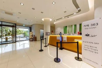 Crown Hotel