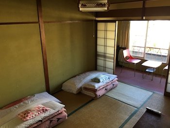 Miyoshiya Ryokan