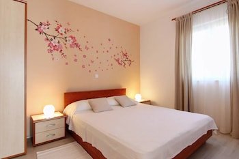 Apartments Pera