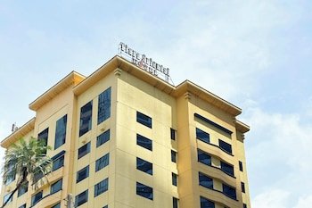 Tiara Oriental Hotel