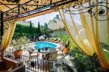 Green House Detox & Spa Hotel