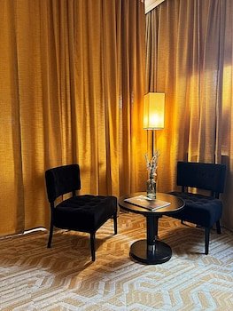 The Originals Boutique, Hotel Bulles by Forgeron, South Lille