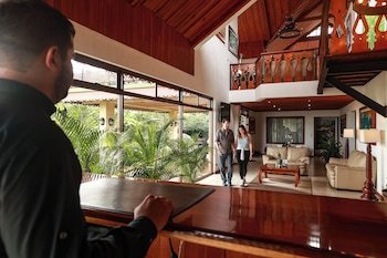 Ficus Sunset Suites