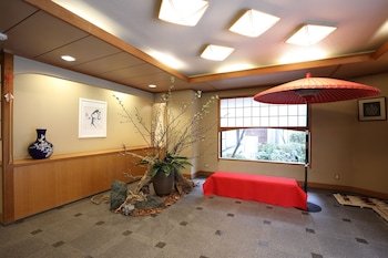 Ryokan Karaku