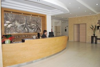 Hotel The Queen