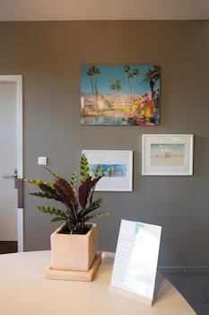 Hotel Canal Aigues Mortes