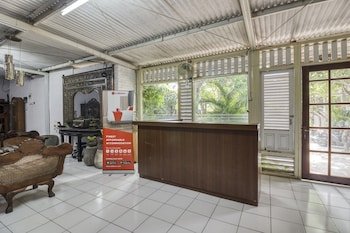 Kedai Kamboja by RedDoorz