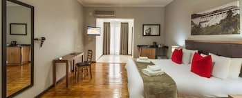Clanwilliam Hotel