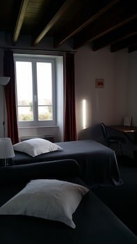 La Roche Du Marais