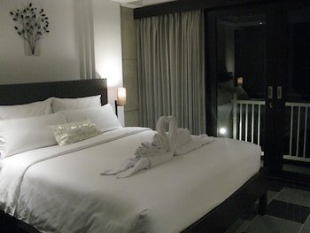 Anshel Hotel