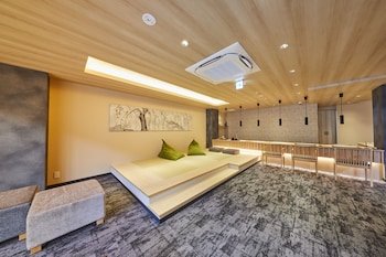 Rinn Shirakawa South