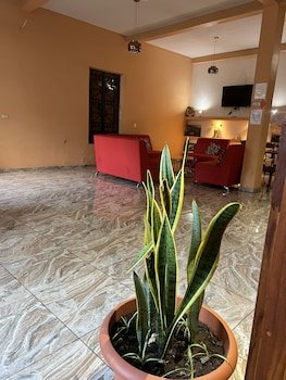 Hotel Y Restaurante La Perla