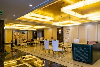 St Hotel Wattay Airport
