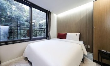 Nampo Bardot Hotel