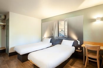 B&B Hôtel PONTAULT-COMBAULT