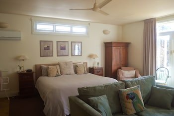 Athelney Cottage