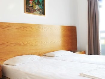 Rebioz Hotel