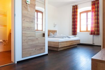 Landhotel & Gasthof Baiernrain