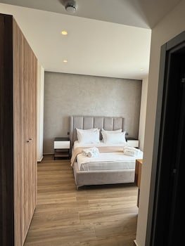 Utopia Hotel