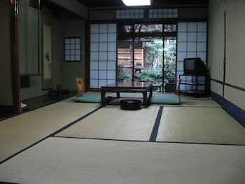 Gion Yoshi-Ima
