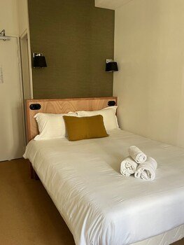 Hotel Henri IV