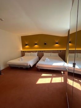 Hotel Henri IV