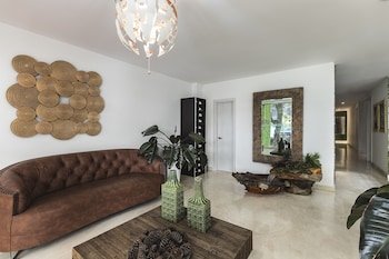 Hotel Madeiro